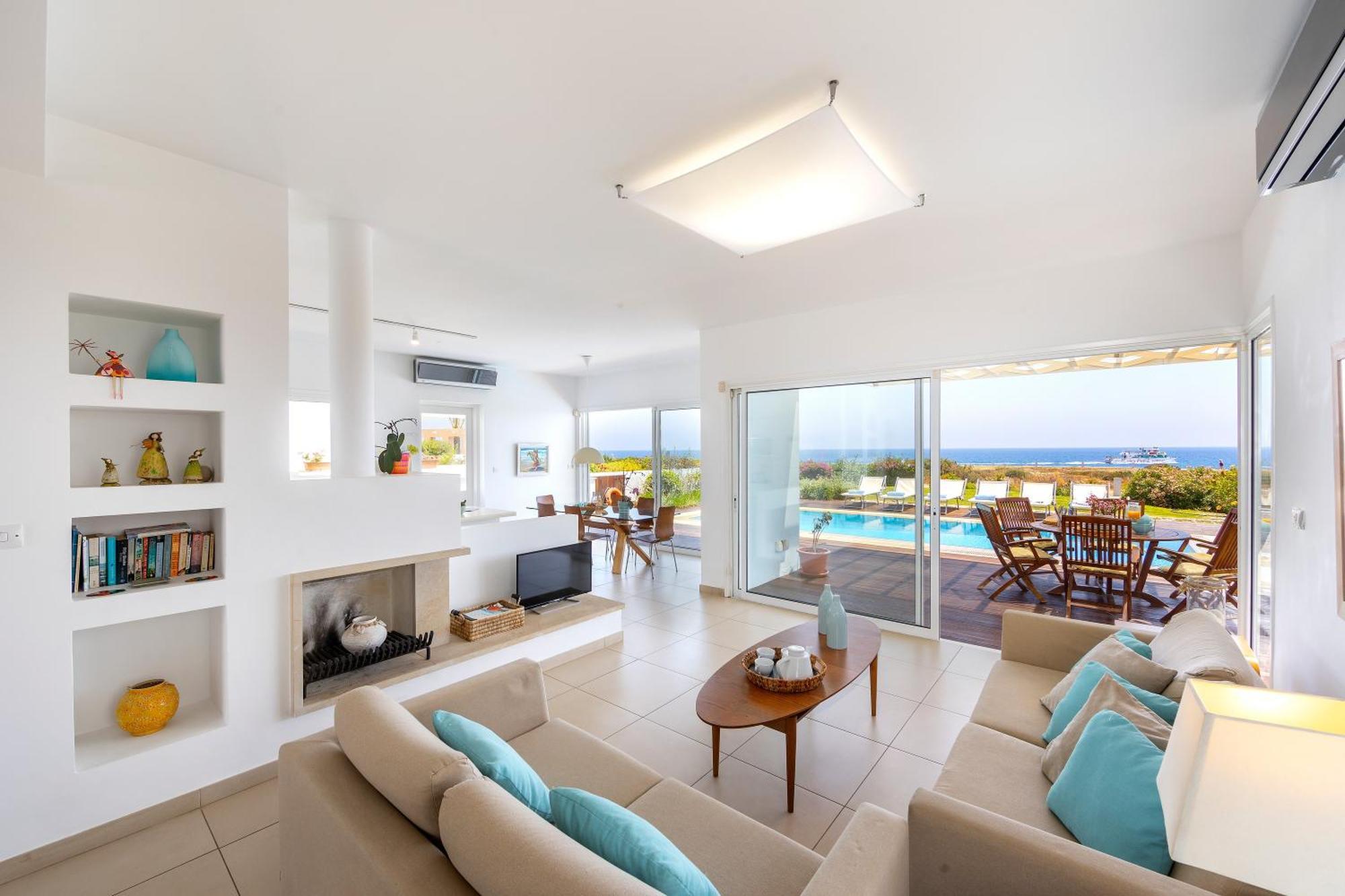 Protaras Beachfront Villa Alia Buitenkant foto