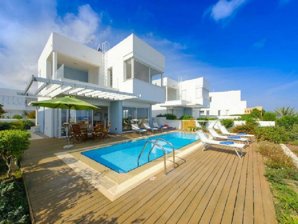 Protaras Beachfront Villa Alia Buitenkant foto